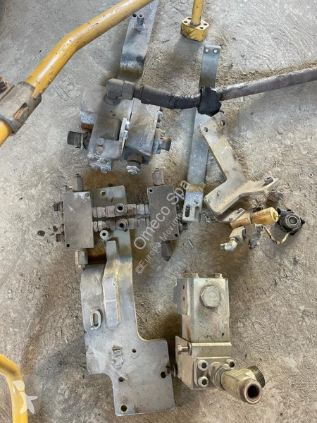 Escavatore cingolato Caterpillar 320C usato 2003 - 0 heures - Ref. 9195