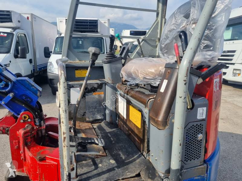 Escavatore cingolato Takeuchi TB 25 FR usato 2000 - 4700 heures - Ref. 7988574 - Photo 9