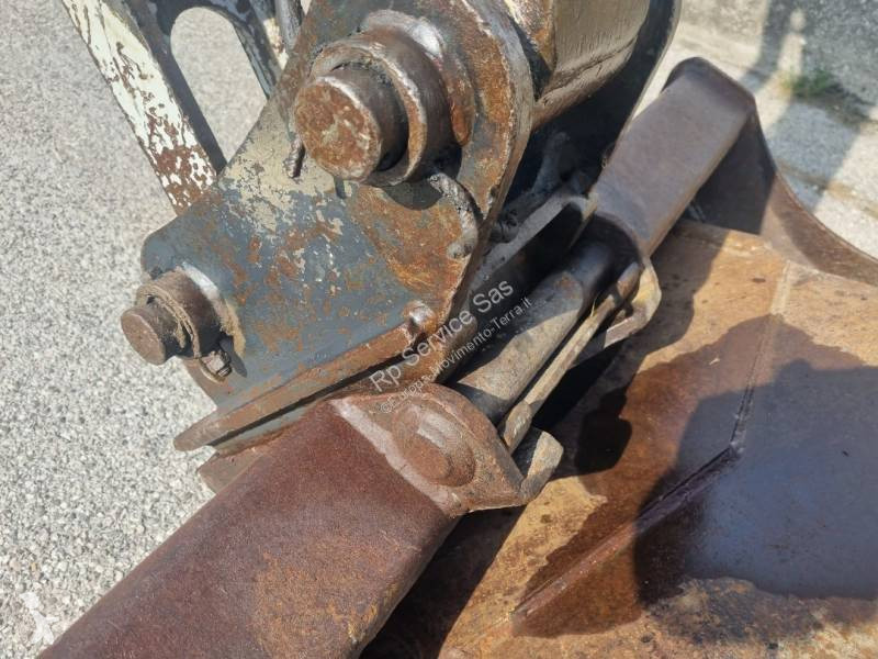 Escavatore cingolato Takeuchi TB 175 usato 2004 - 61 CV - 4000 heures - Ref. 7988287 - Photo 9