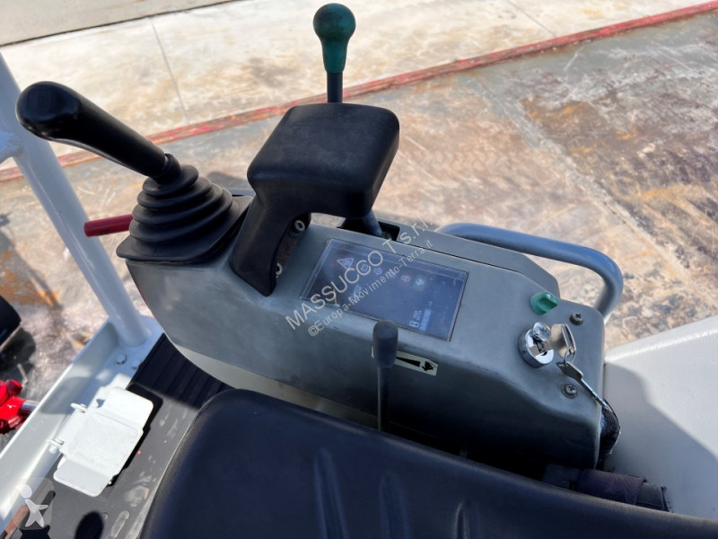 Mini escavatore Takeuchi TB016 usato 2007 - 3463 heures - Ref. 3634 - Photo 8