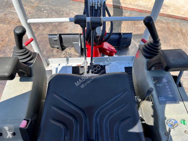 Mini escavatore Takeuchi TB016 usato 2007 - 3463 heures - Ref. 3634 - Photo 9